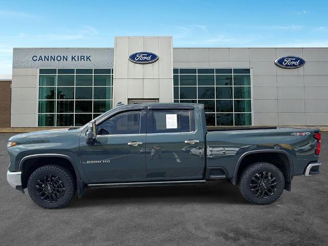 Used 2025 Chevrolet Silverado 2500 LTZ w/ LTZ Premium Package AWD/4WD image 4