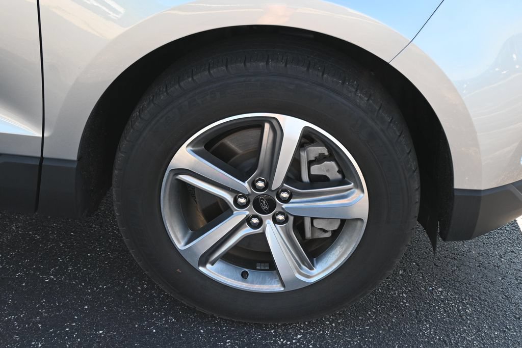 Certified 2023 Ford Edge SEL w/ Convenience Package AWD/4WD image 17