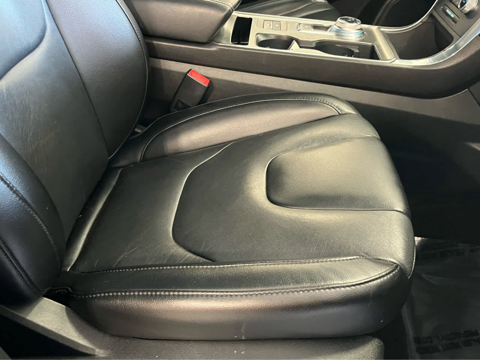 Certified 2022 Ford Edge Titanium AWD/4WD image 41
