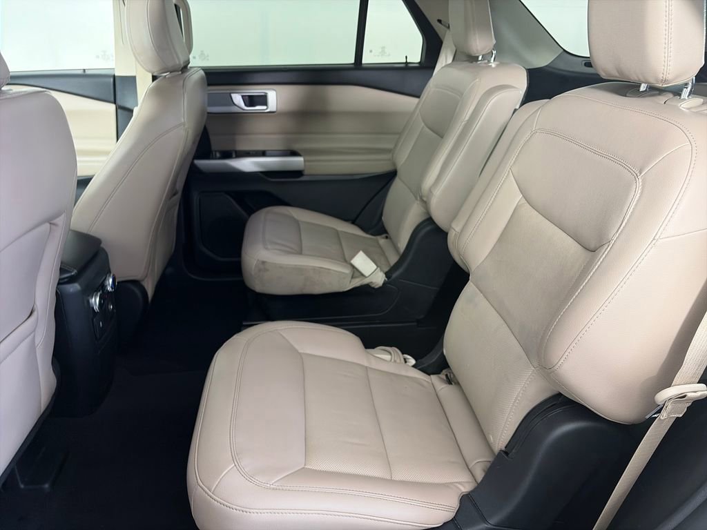 Certified 2022 Ford Explorer Limited AWD/4WD image 13