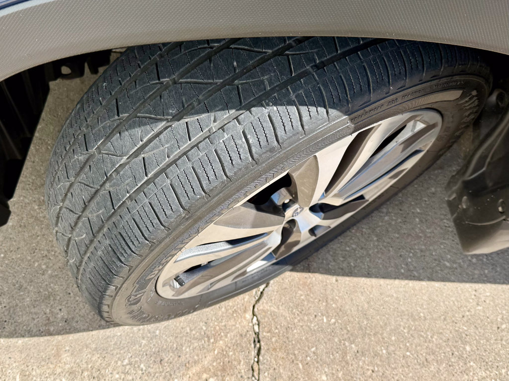 Used 2019 Subaru Ascent Touring AWD/4WD image 42