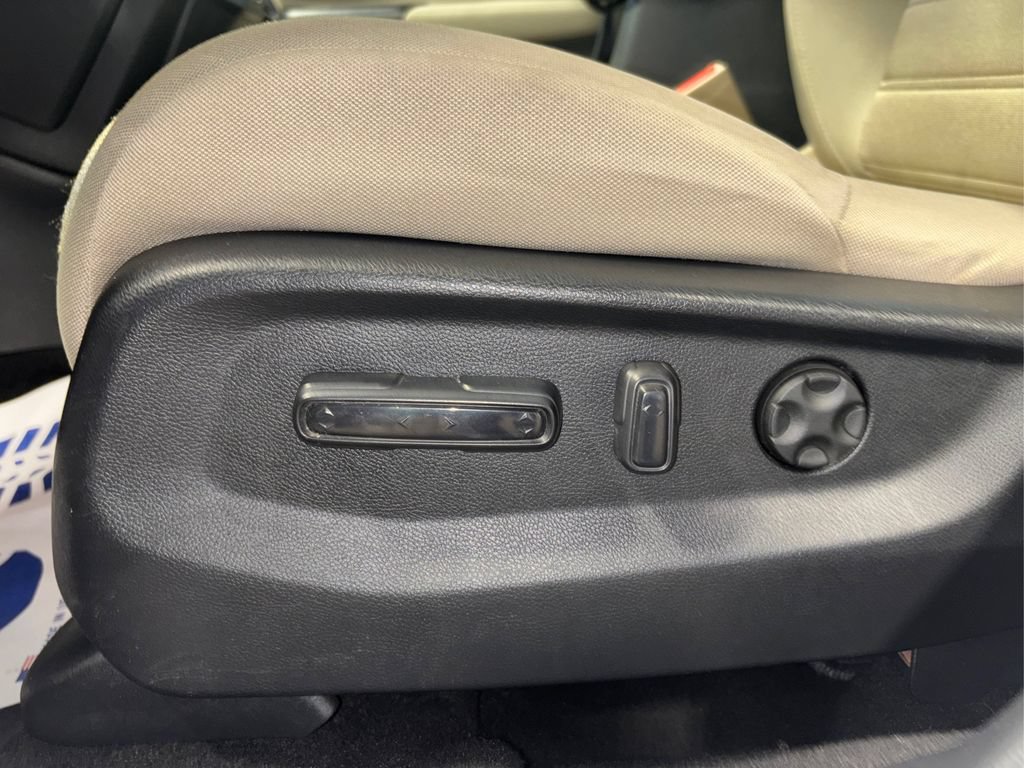 Used 2018 Honda CR-V EX image 29
