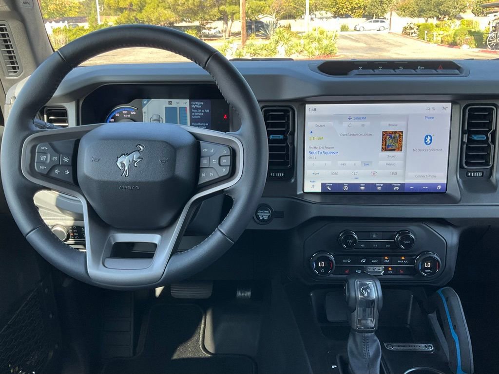 Certified 2024 Ford Bronco Black Diamond w/ Sasquatch Package image 52