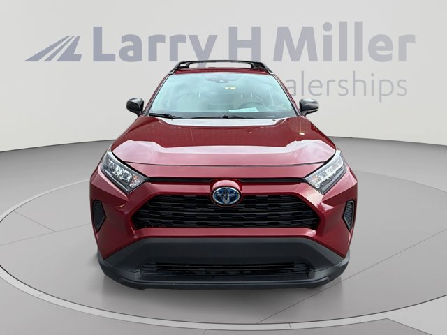 Used 2020 Toyota RAV4 LE w/ Carpet Mat Package AWD/4WD image 8