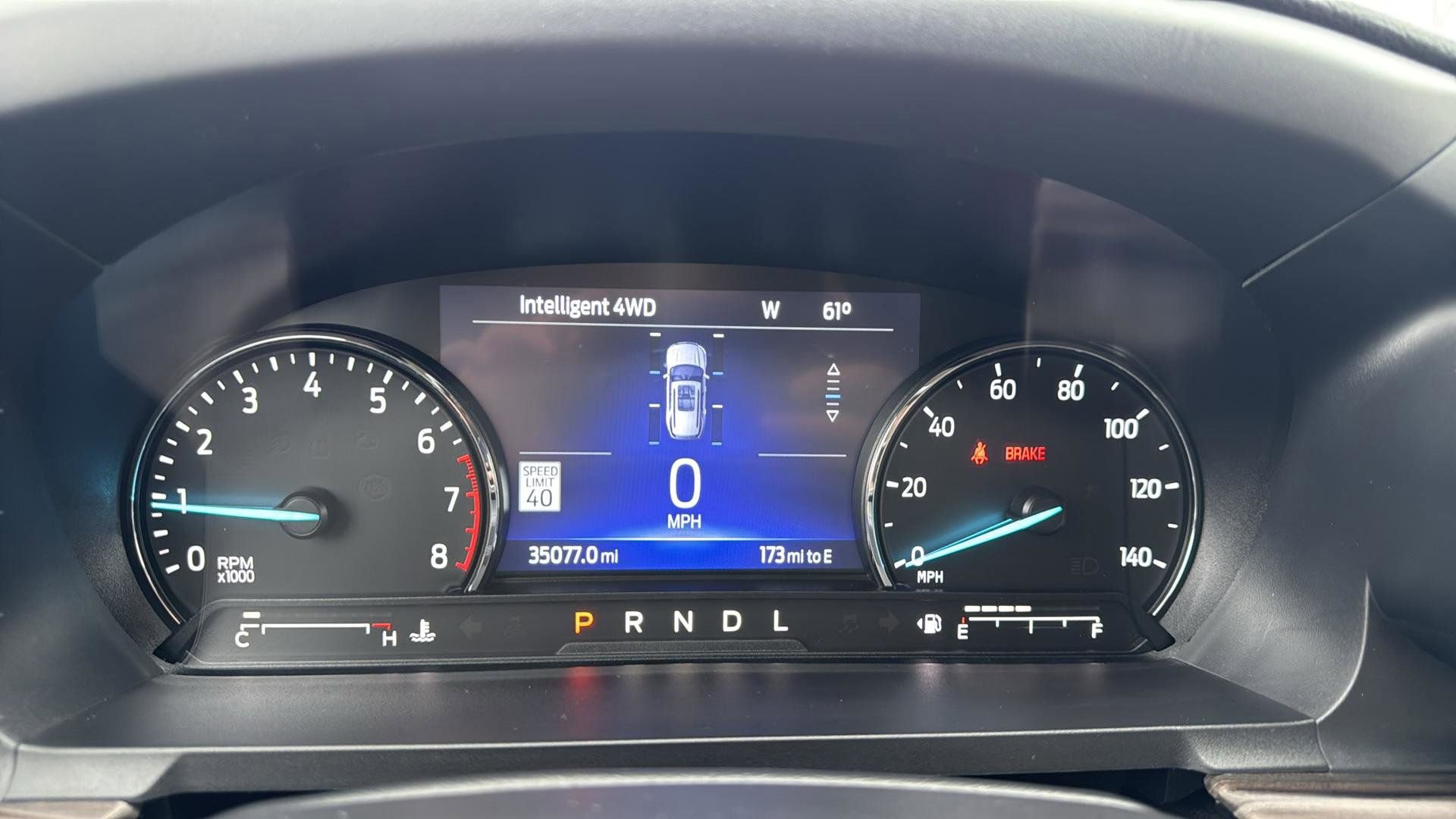 Certified 2023 Ford Explorer Limited w/ Class IV Trailer Tow Package image 15