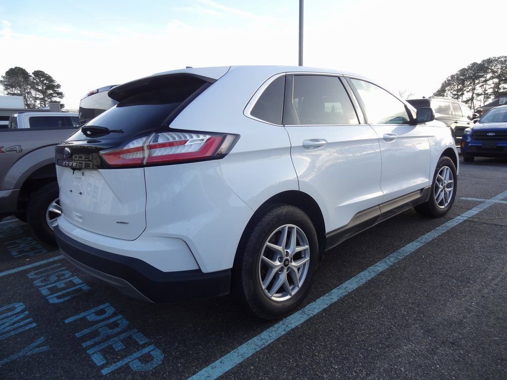 Certified 2024 Ford Edge SEL image 4