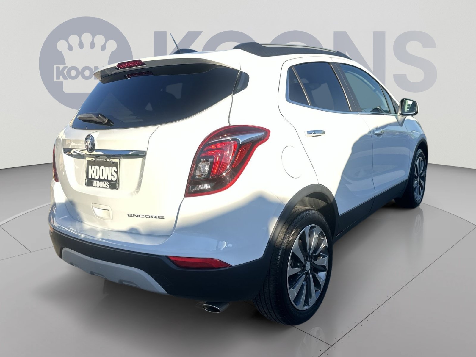 Used 2021 Buick Encore Preferred w/ Safety Package FWD image 11