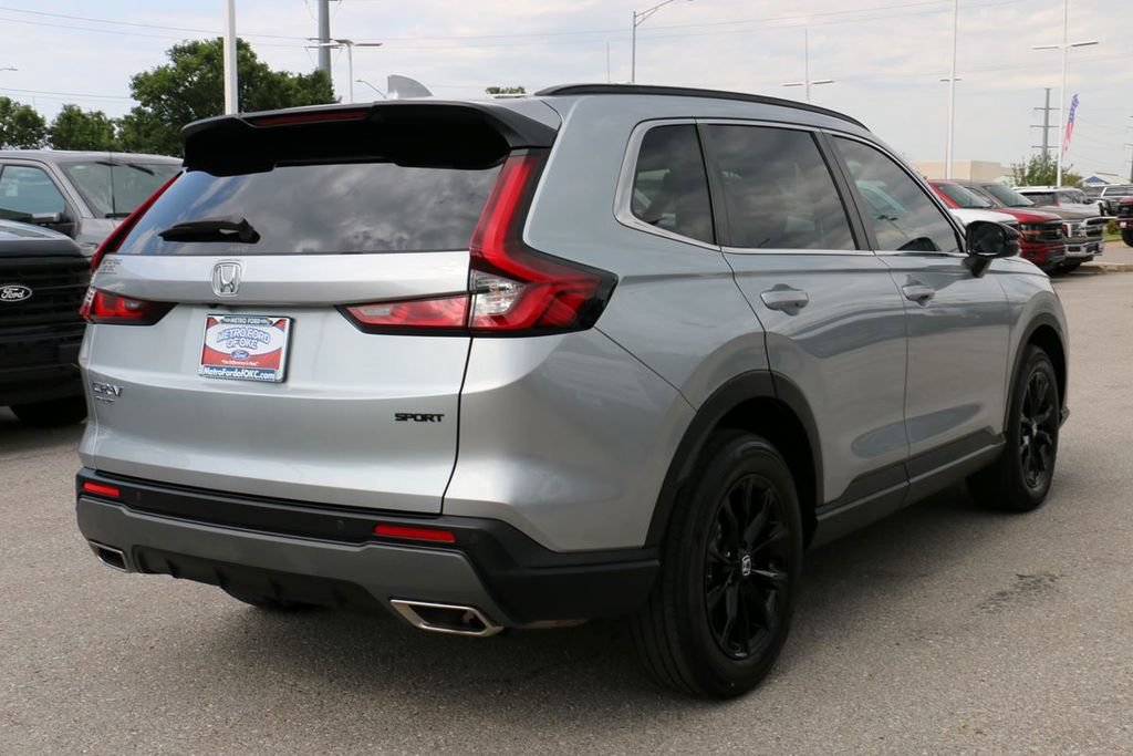 Used 2025 Honda CR-V Sport-L image 5