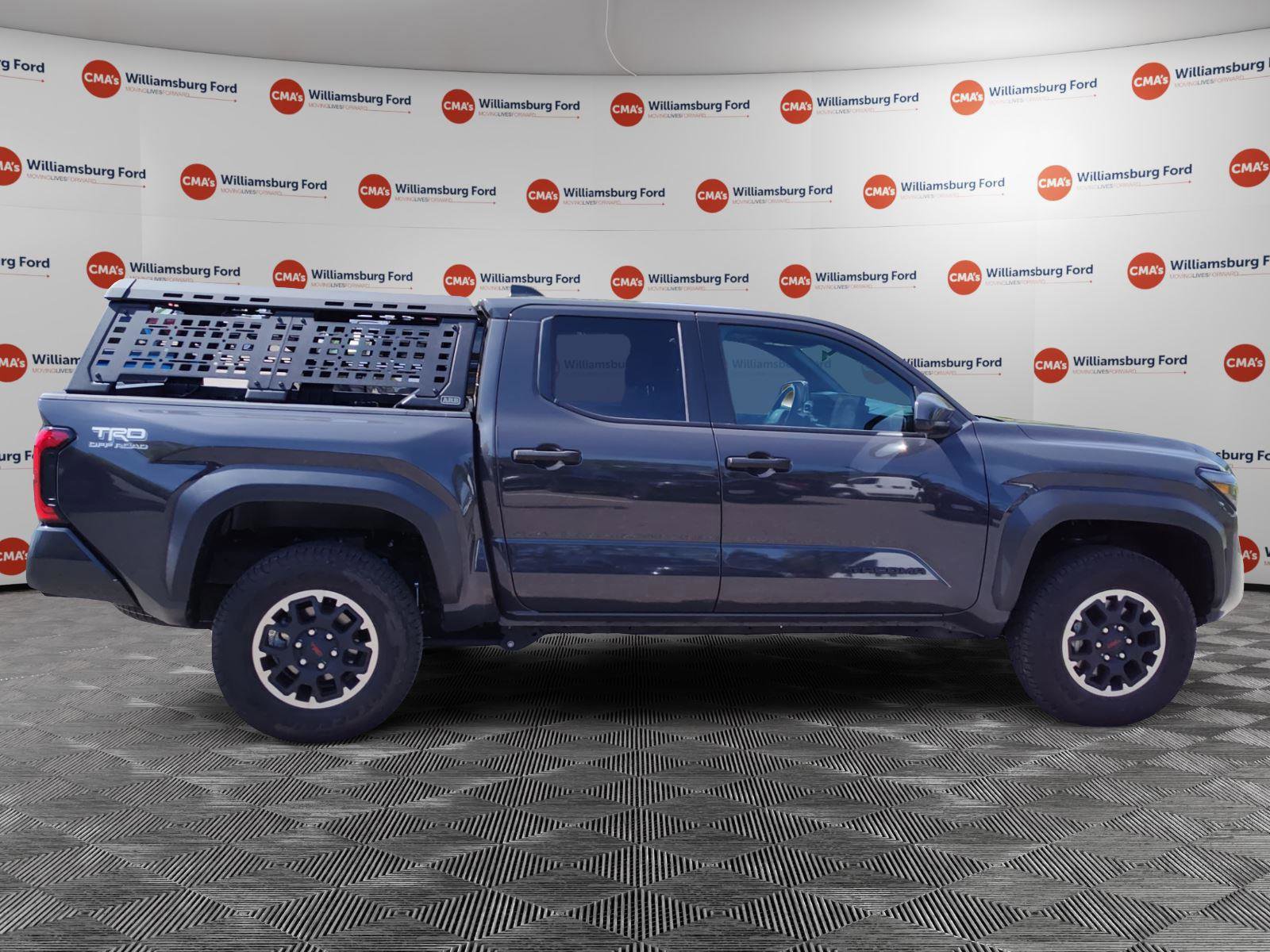 Used 2024 Toyota Tacoma TRD Off-Road AWD/4WD image 6