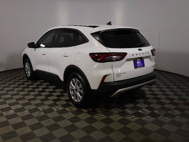 Certified 2025 Ford Escape Active w/ Cold Weather Package AWD/4WD image 7