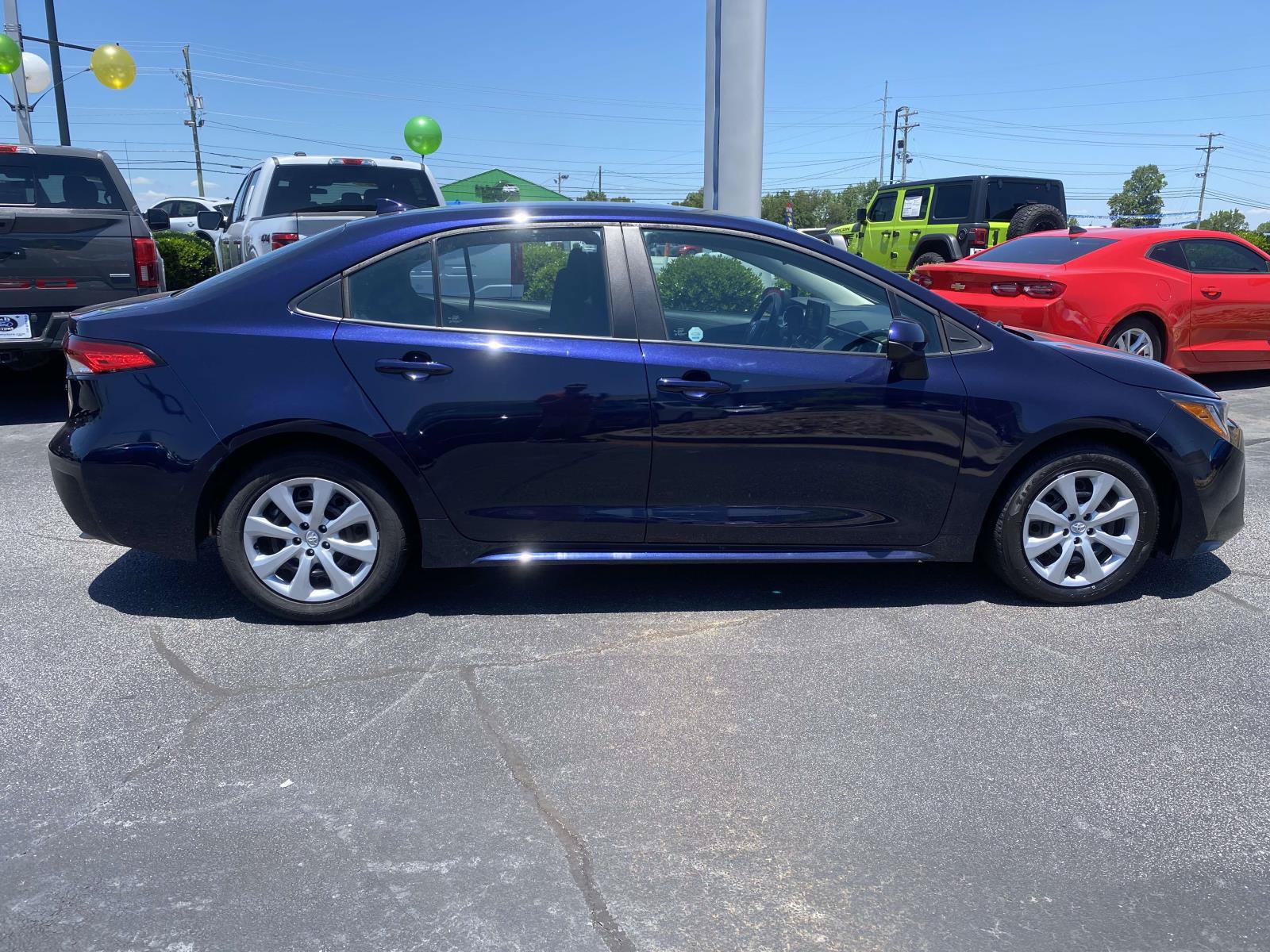 Used 2023 Toyota Corolla LE FWD image 8