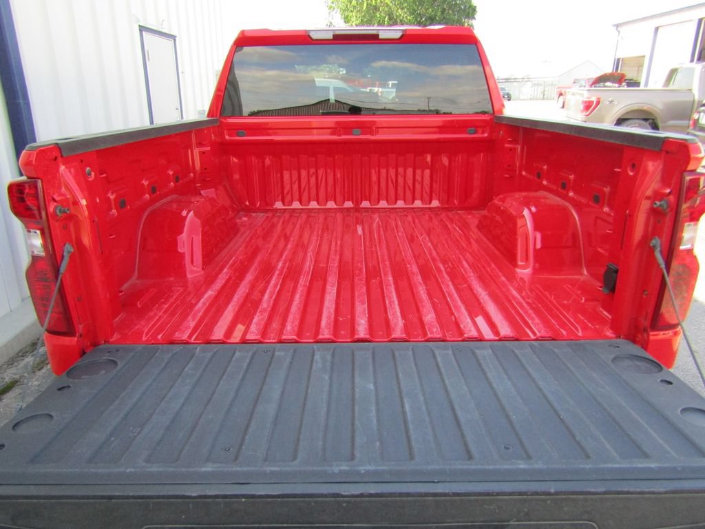 Used 2026 Chevrolet Silverado 1500 LT AWD/4WD image 37