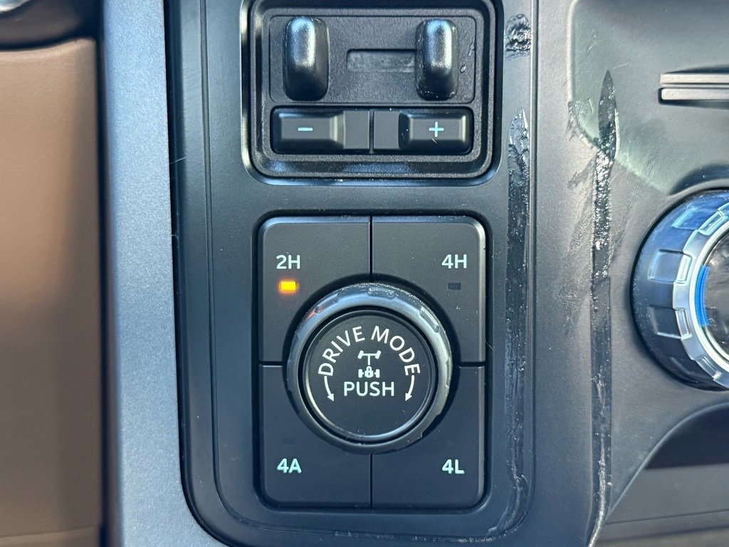 Certified 2023 Ford F150 Lariat w/ Max Trailer Tow Package image 19