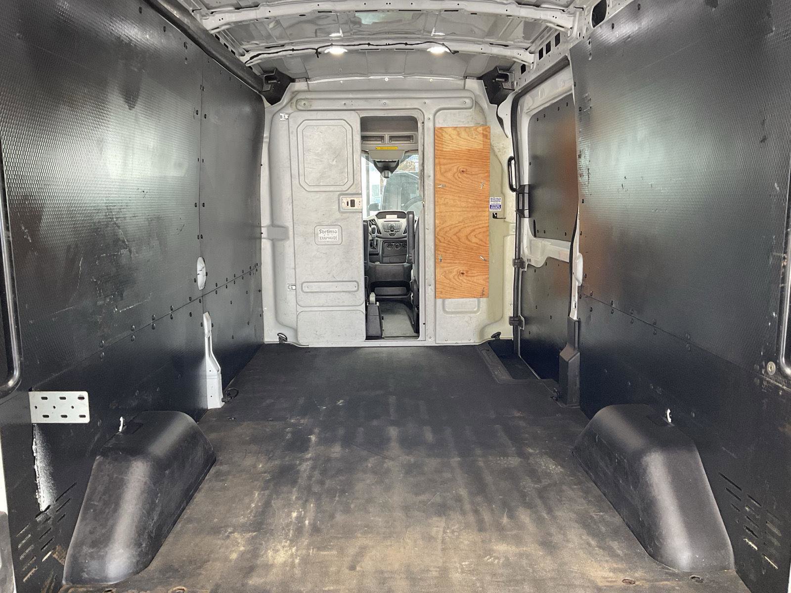 Certified 2018 Ford Transit 250 148 Medium Roof w/ Interior Upgrade Package image 16