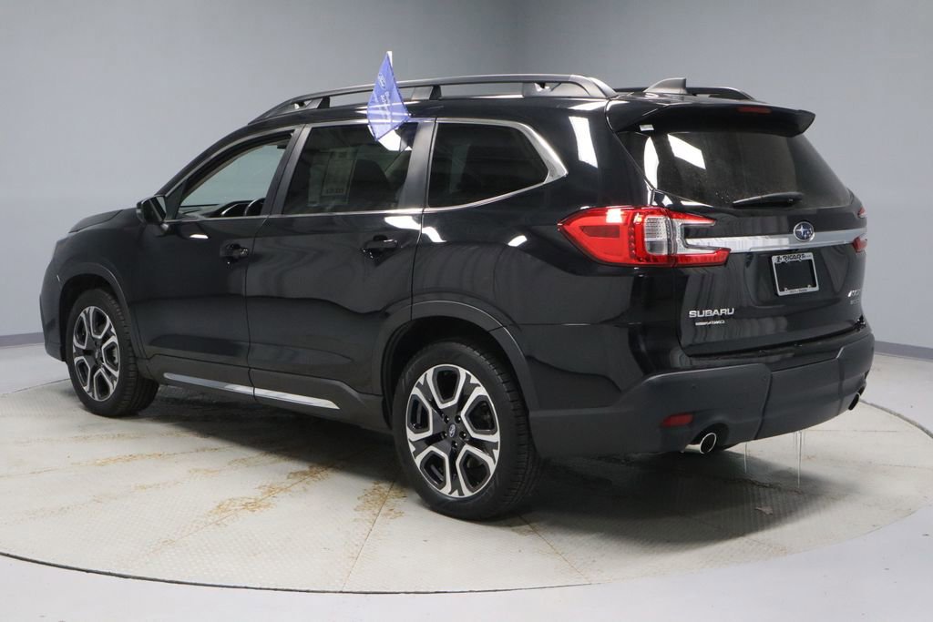 Used 2023 Subaru Ascent Limited AWD/4WD image 3