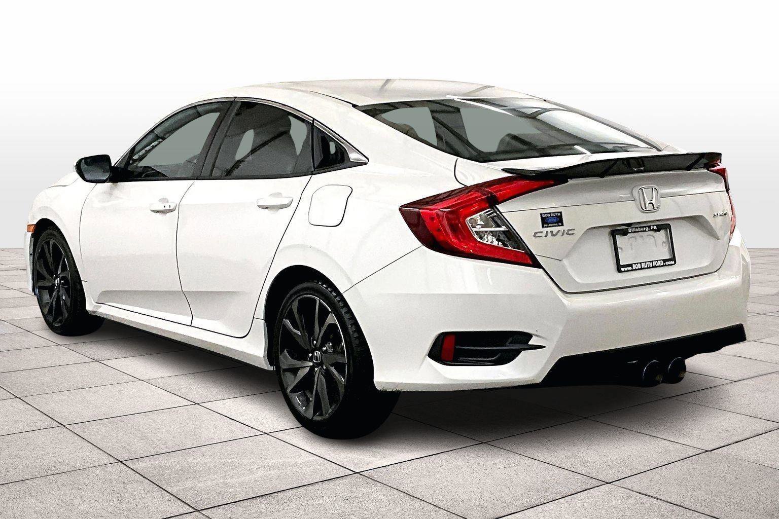 Used 2021 Honda Civic Sport image 4