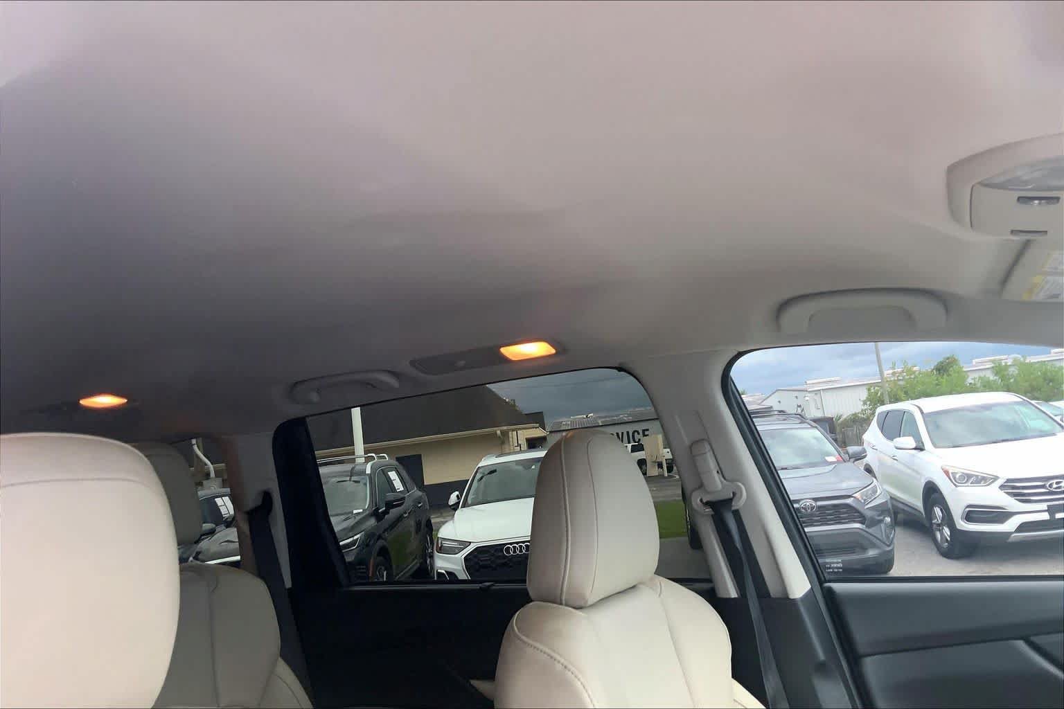 Used 2019 Subaru Ascent Limited AWD/4WD image 14