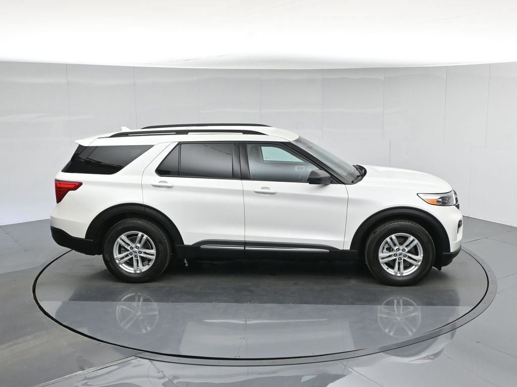 Certified 2023 Ford Explorer XLT image 10
