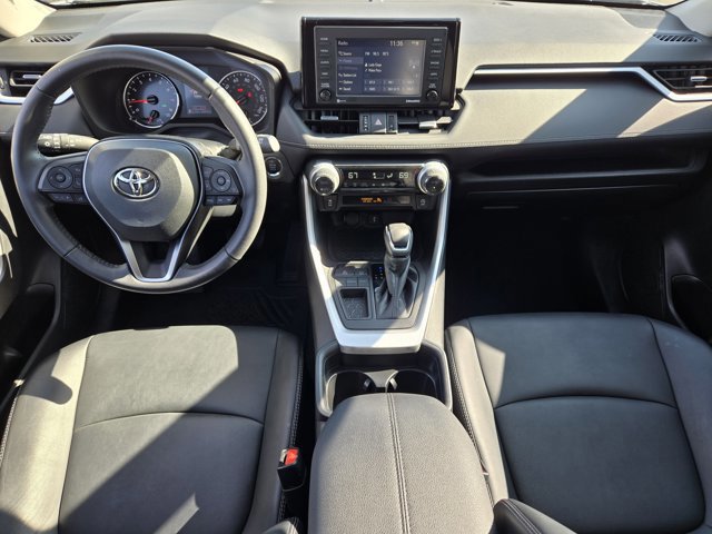 Used 2021 Toyota RAV4 XLE Premium image 24