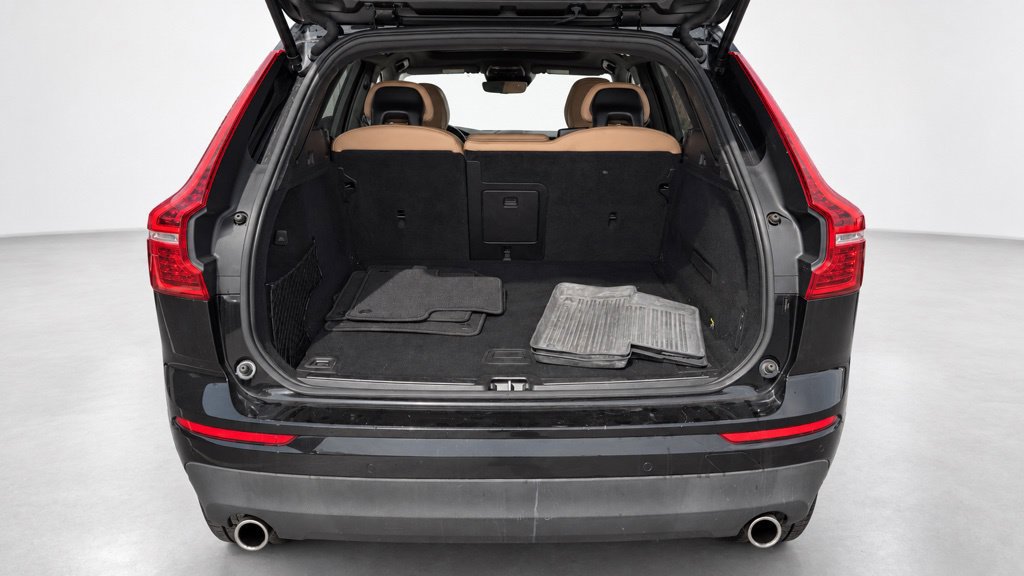 Used 2019 Volvo XC60 T5 Momentum w/ Advanced Package FWD image 10
