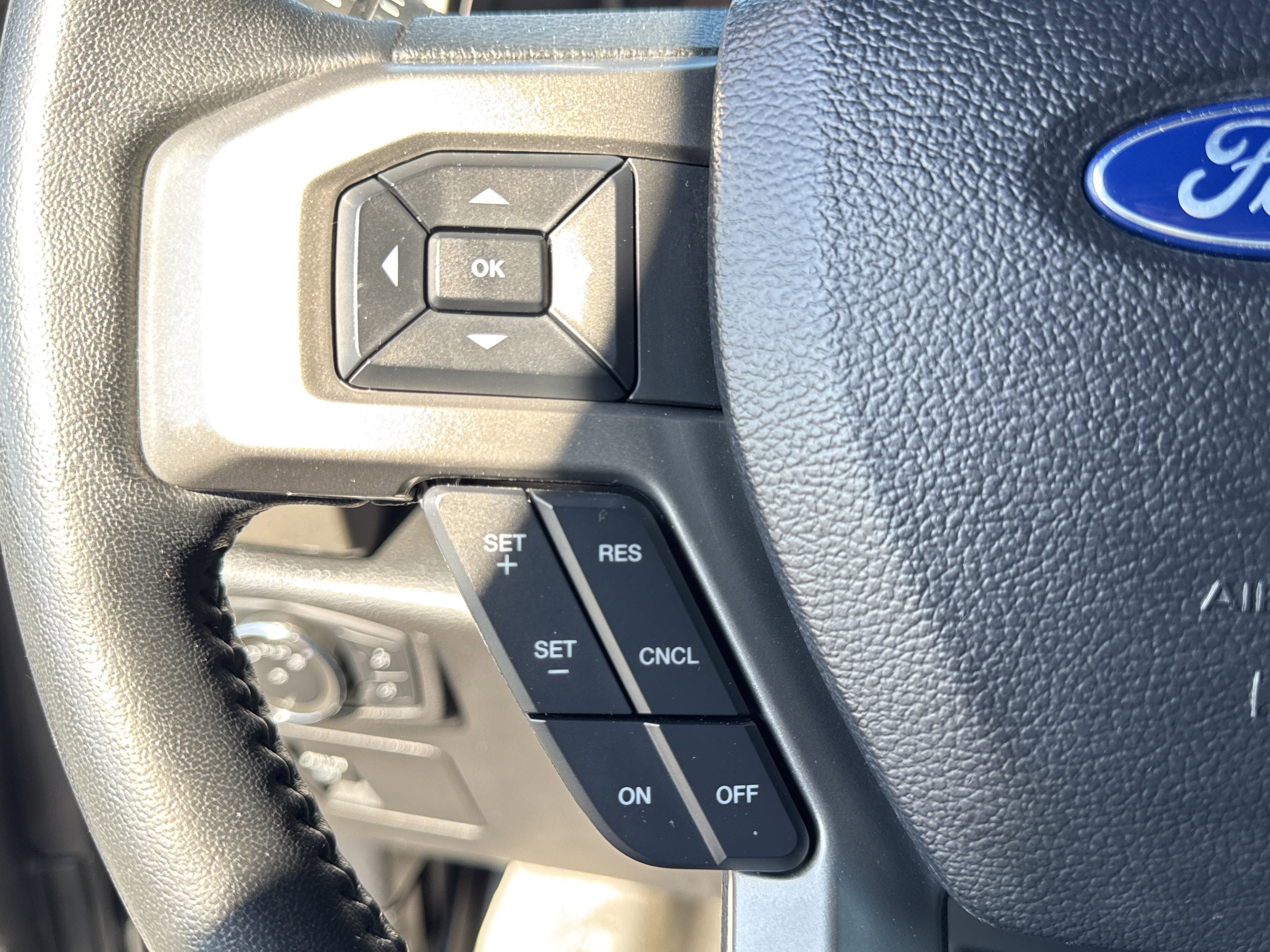 Certified 2021 Ford Expedition Max XLT image 34