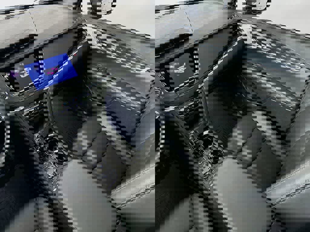 Used 2023 Cadillac XT5 Premium Luxury image 18