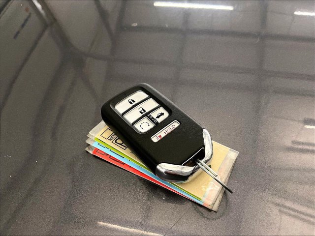 Used 2019 Honda Accord EX image 9