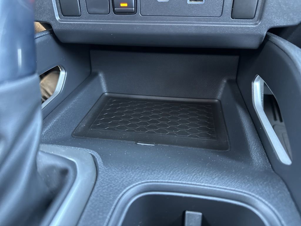 Used 2022 Nissan Frontier SV w/ Technology Package image 26