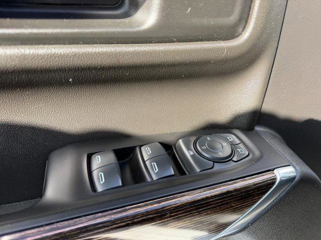 Used 2022 GMC Sierra 1500 SLE image 17