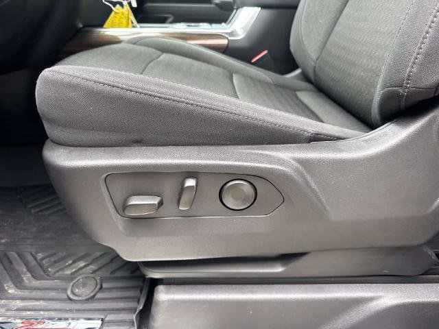 Used 2025 Chevrolet Silverado 3500 LT AWD/4WD image 16