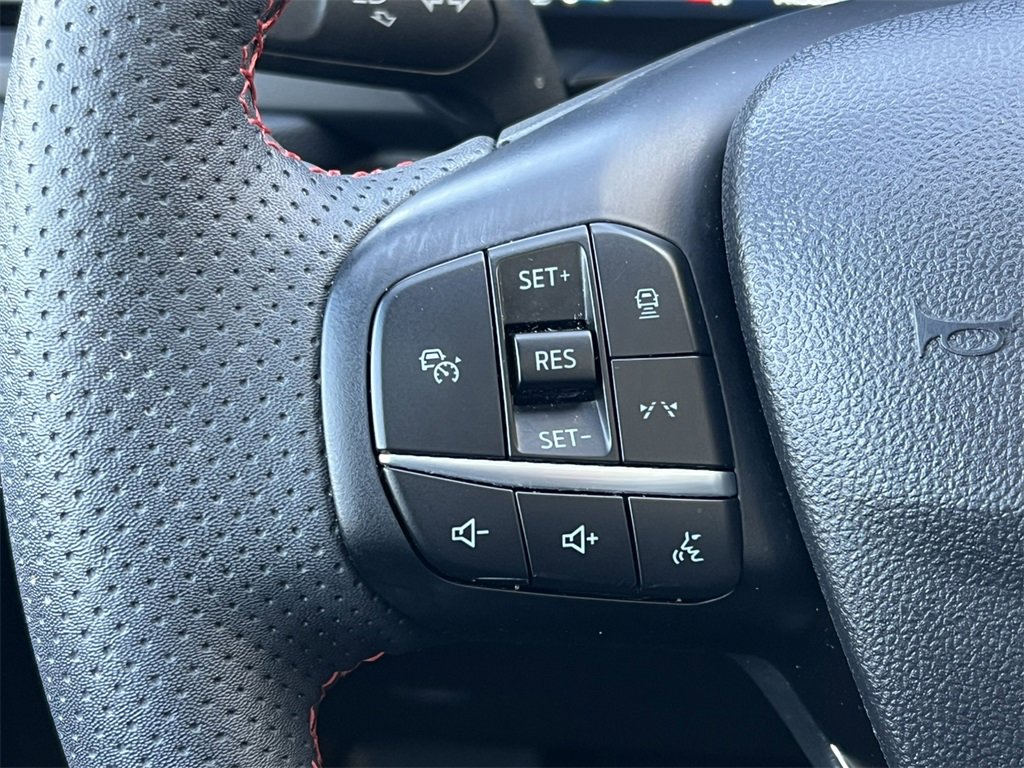 Certified 2023 Ford Escape ST-Line Select w/ Tech Pack #2 image 19