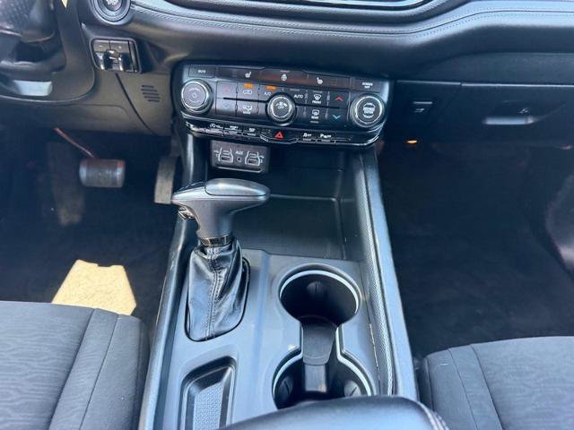 Used 2022 Dodge Durango GT w/ Blacktop Package AWD/4WD image 20