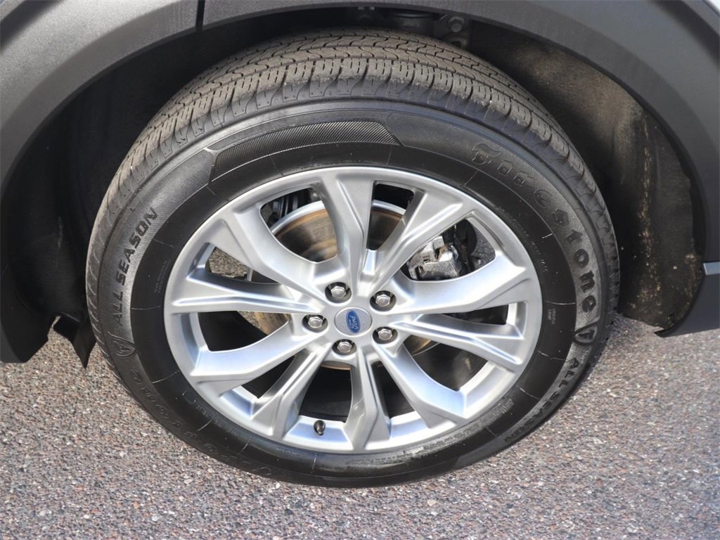 Certified 2022 Ford Explorer XLT w/ Equipment Group 202A image 13