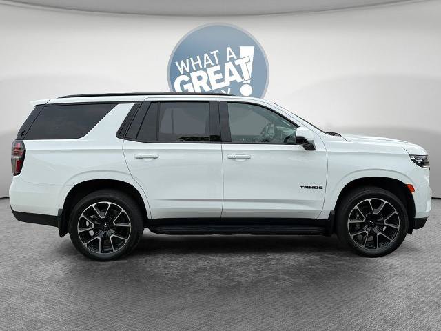 Used 2024 Chevrolet Tahoe RST w/ Luxury Package AWD/4WD image 2