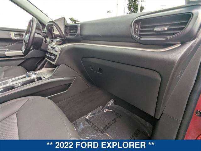 Certified 2022 Ford Explorer XLT image 23