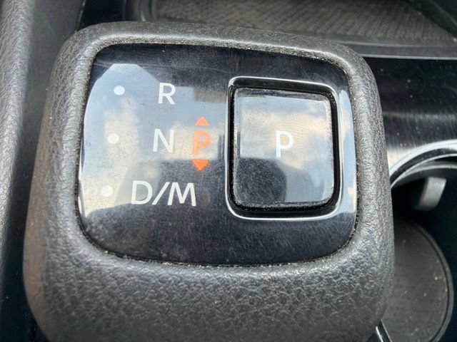 Used 2023 Nissan Rogue S AWD/4WD image 33