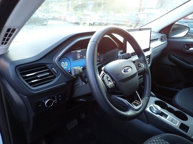 Certified 2023 Ford Escape Active w/ Tech Pack #2 image 14