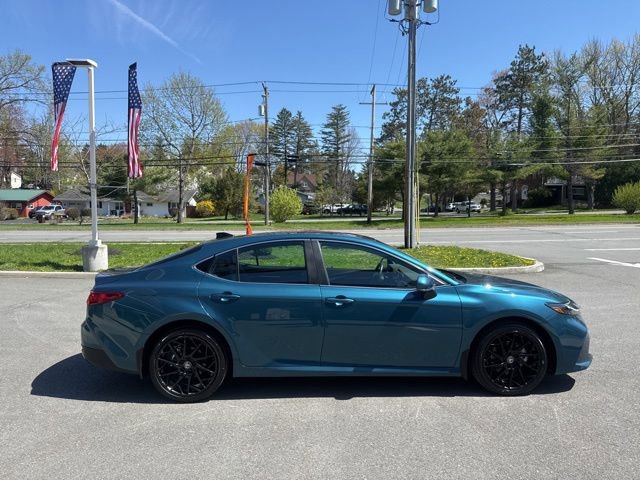 Used 2026 Toyota Camry XLE w/ Premium Package AWD/4WD image 5