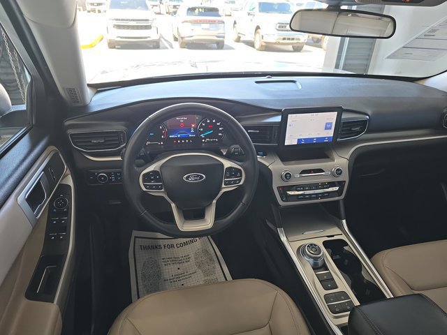 Certified 2024 Ford Explorer XLT w/ Equipment Group 202A image 10