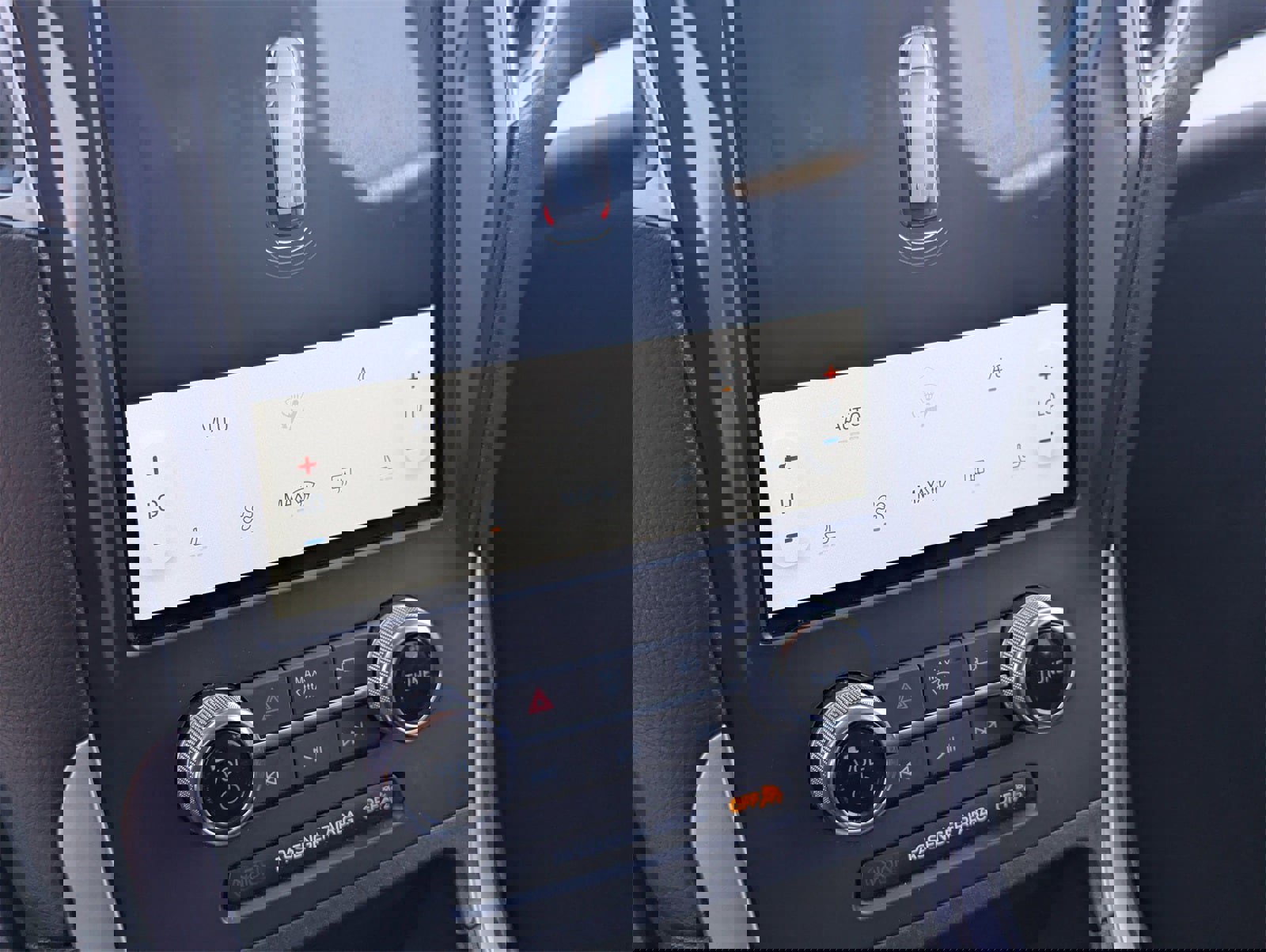 Certified 2024 Ford Edge SEL image 25