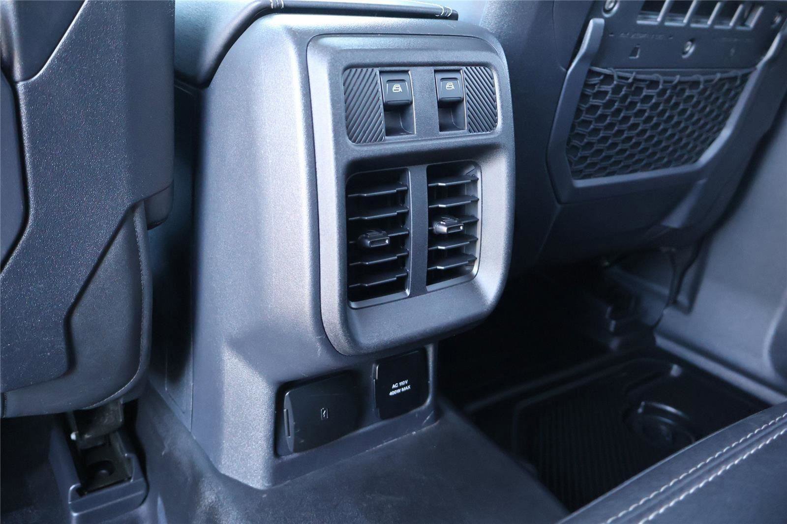 Certified 2025 Ford Bronco Badlands AWD/4WD image 31