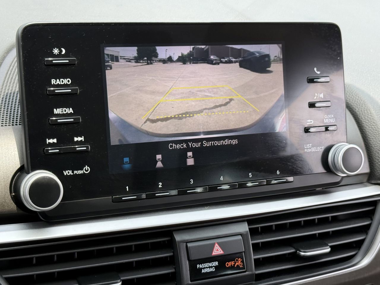 Used 2018 Honda Accord LX image 18