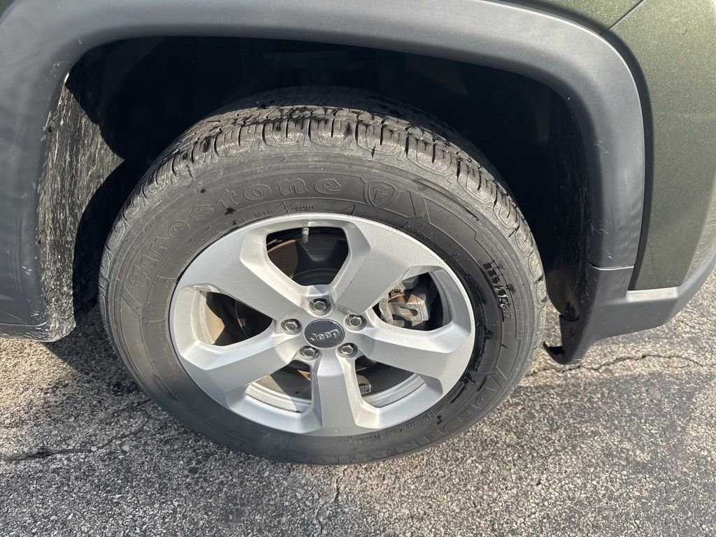 Used 2019 Jeep Compass Latitude w/ Cold Weather Group image 44