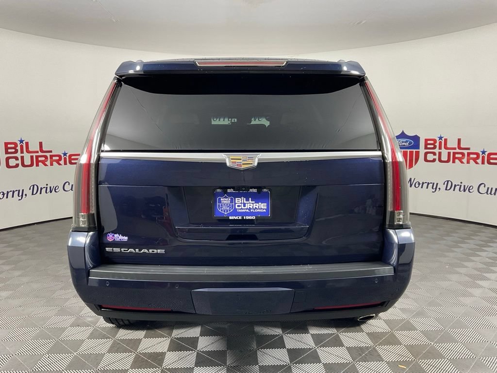 Used 2019 Cadillac Escalade Platinum AWD/4WD image 4