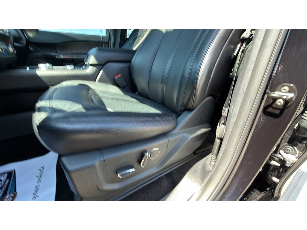 Certified 2020 Ford Expedition Limited w/ Equipment Group 302A AWD/4WD image 29