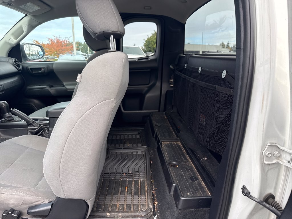 Used 2019 Toyota Tacoma SR RWD image 9