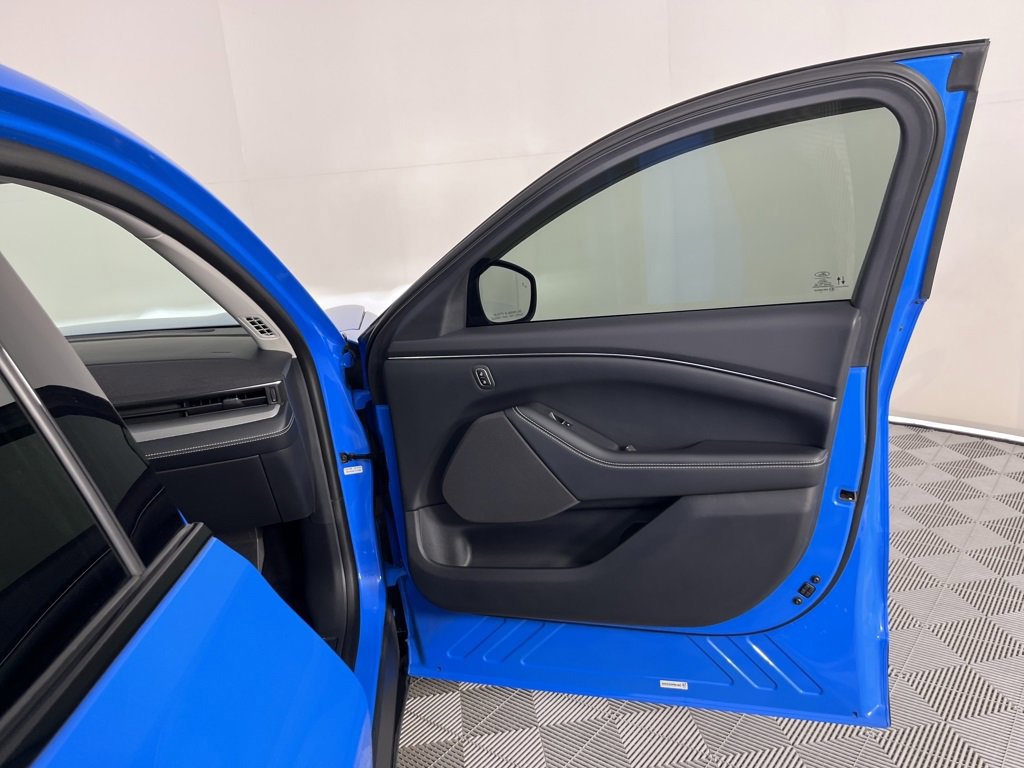 Certified 2023 Ford Mustang Mach-E Select image 30