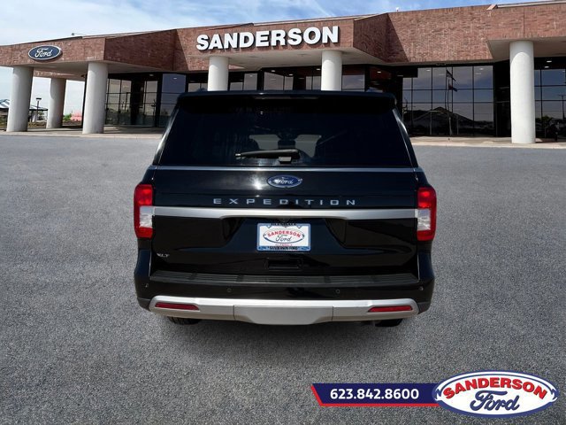 Certified 2024 Ford Expedition XLT image 4