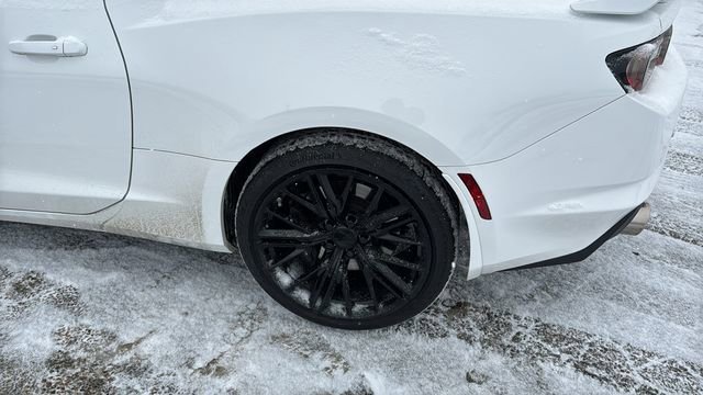 Used 2021 Chevrolet Camaro SS image 26