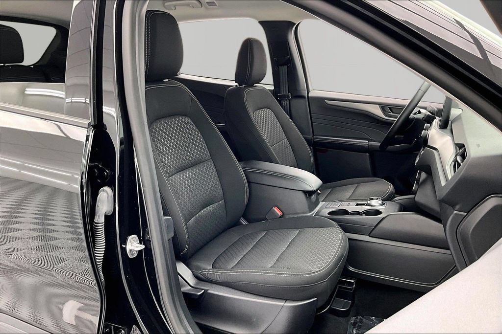 Certified 2024 Ford Escape Active AWD/4WD image 7
